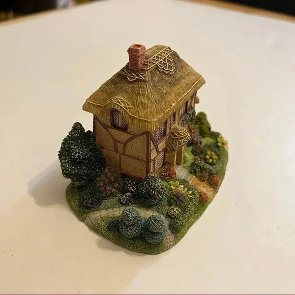 Leonardo Cottages Elm Cottage 2006 In Box - Picture 8 of 12